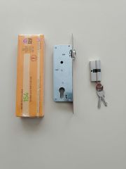 154*35  BARELLİ MAKARALI ÇİFT TURLU KİLİT