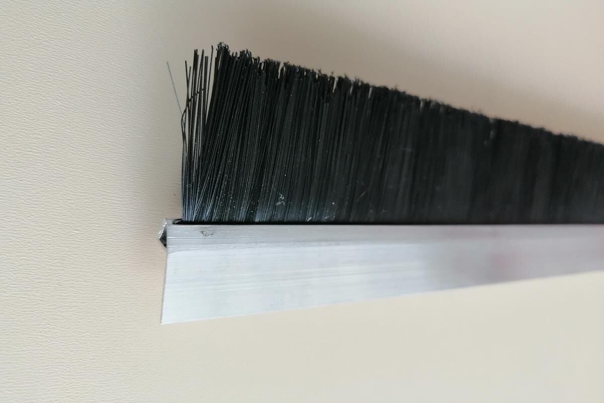 100 CM KAPI ALTI FIRÇA YANDAN BAĞLAMALI