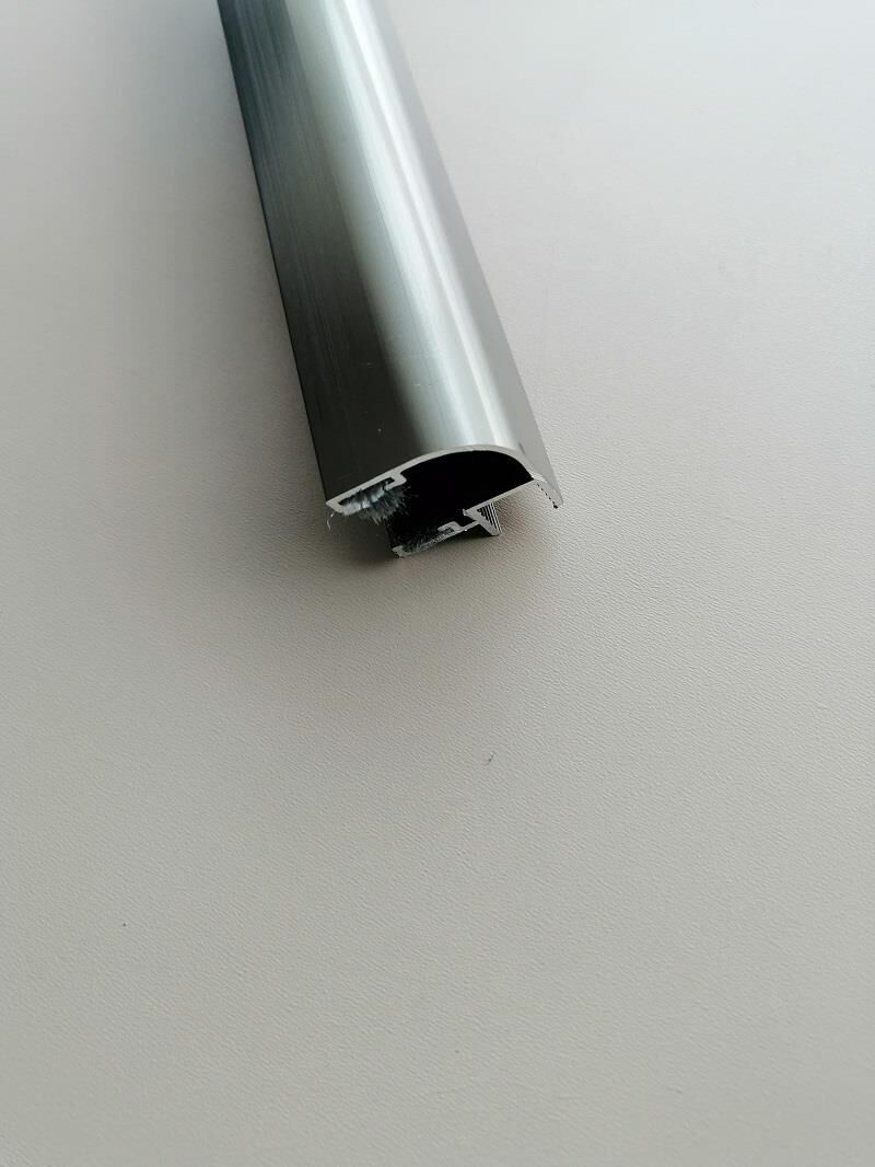 8 MM ALM CAM BALKON KÖŞE  HAŞ BRONZ 200 CM