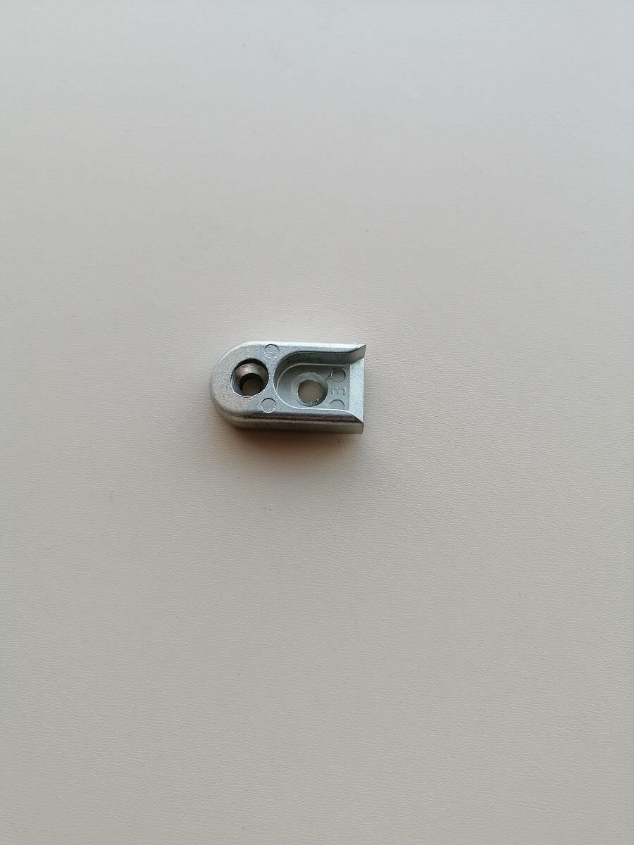 V.2401.0102 ÇİFT KANAT LEVYE KOL U KARŞILIK