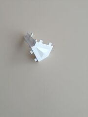 22,5 DR AÇILI PERVAZ MATİK BEYAZ