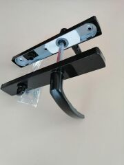 WC PVC KAPI KOLU PLASTİK SİYAH