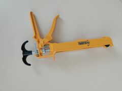 KUMRU SLİKON TABANCASI