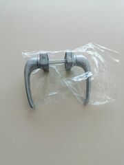 YAYLI EKSENEL SAVIO KAPI KOLU ELOKSAL VM-1020