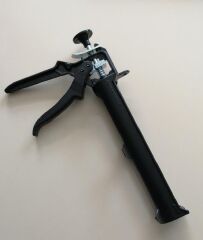 ROX  PROFOSYONEL SLİKON TABANCASI SİYAH